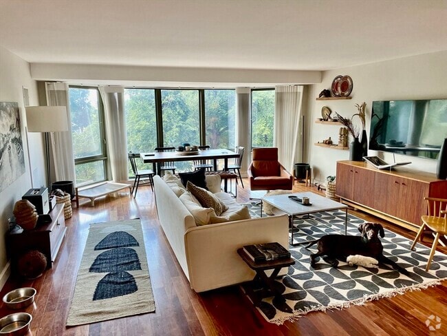 Building Photo - 165 Tremont St Unit 502 Rental
