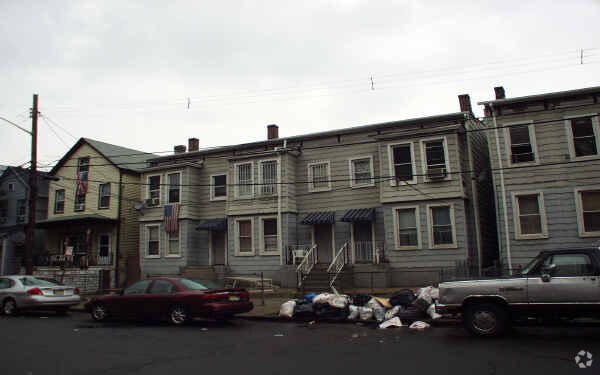 Photo - 440-442 1st Ave