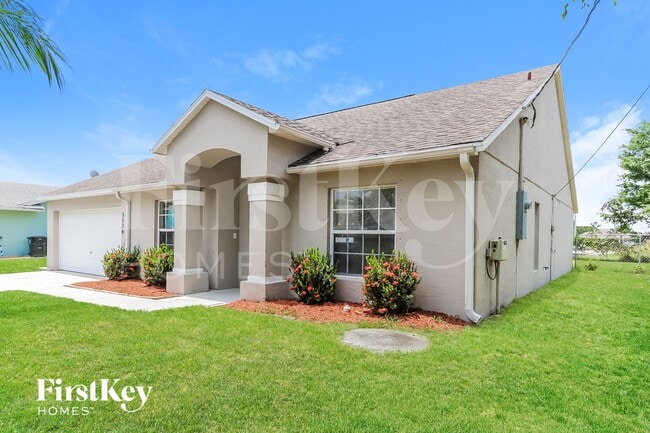 Photo - 3526 SW Rosardo St