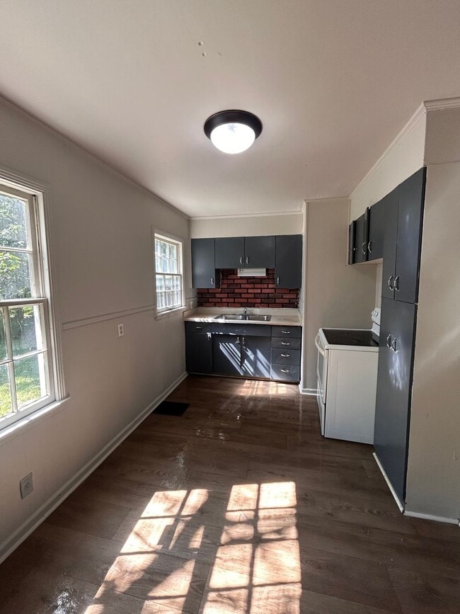 Photo - 4500 Plaza Dr