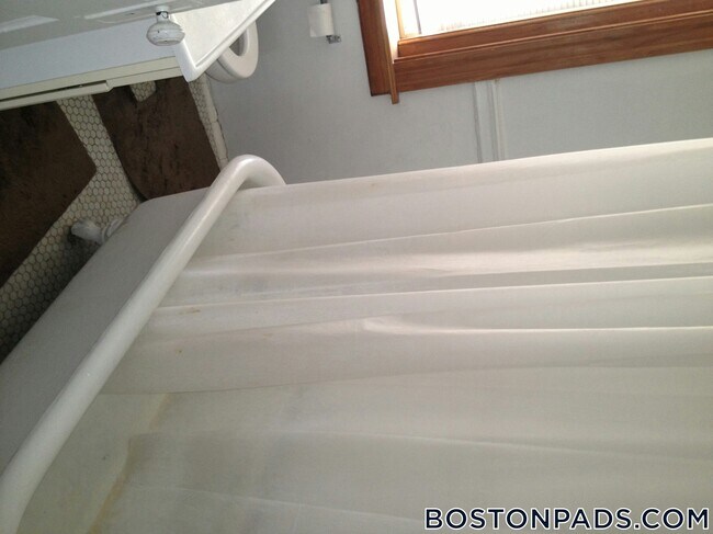 Photo - 99 Hancock St Unit 2