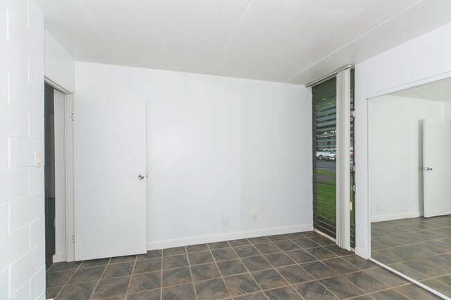 Photo - Nahoa Apartments - Ground Floor 2-bdrm/1-bath Unit 165