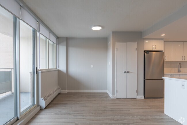 1BR, 1BA - 800SF - Dining Room