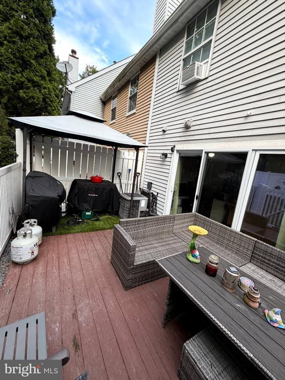 103 Teaberry Ct