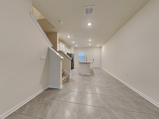 Photo - 519 Big Tree Wy