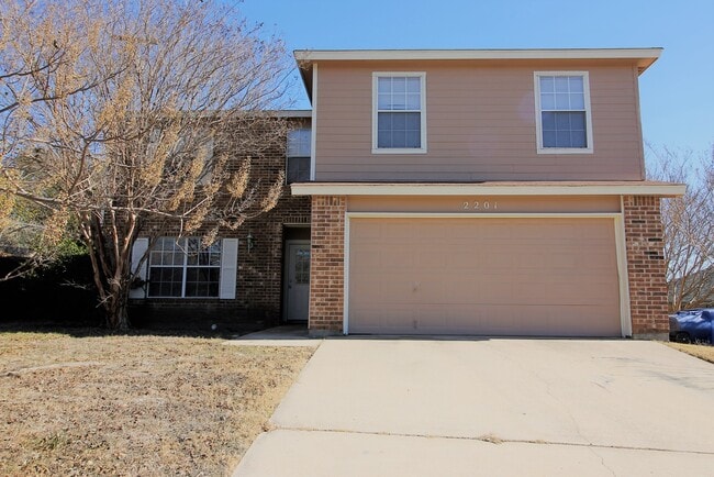 Building Photo - NEW FLOORING - COMING SOON!