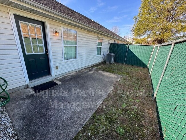 Photo - 442 Flowing Creek Dr