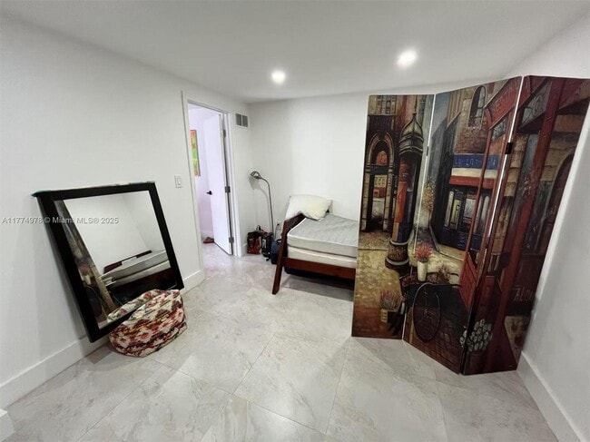 Photo - 1102 NW 103rd St Unit 3