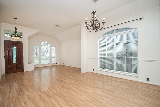 Photo - 6219 Fox Wind Ct