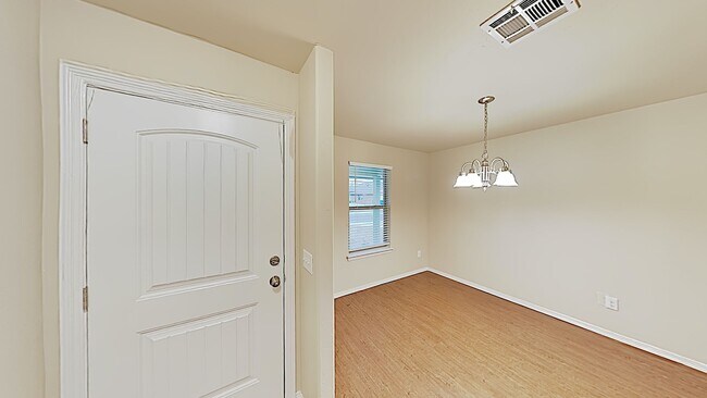 Photo - Very Nice 3 bedroom 2 bath home in MWC sch...