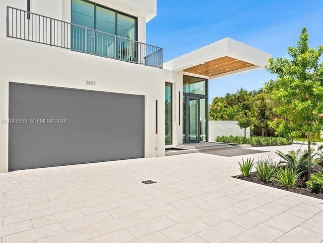 Photo - 2657 NE 34th St