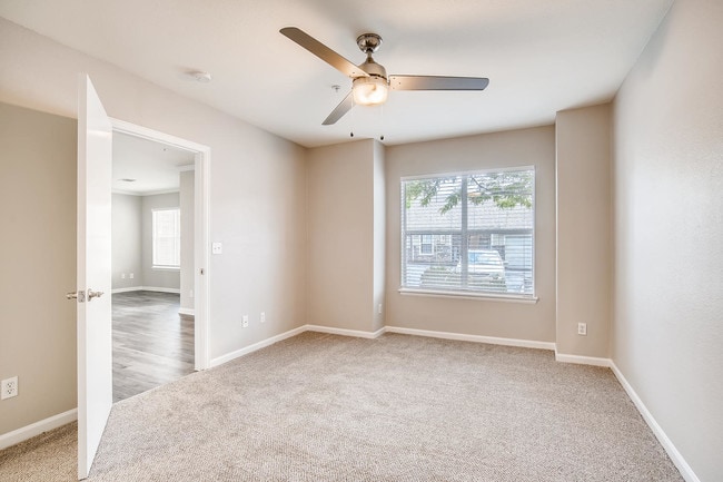 Stonebridge at Twin Peaks | Longmont, Co. Apartments