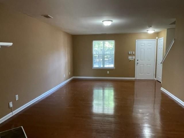 Photo - 708 Crestwell Cir