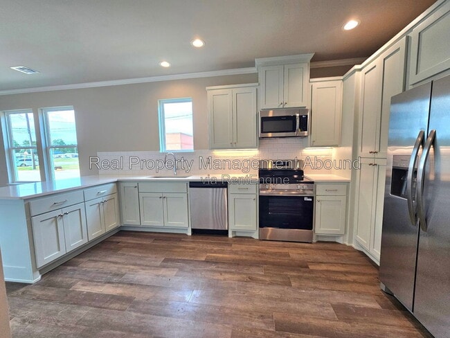 Photo - 730 S Weenonah Ave