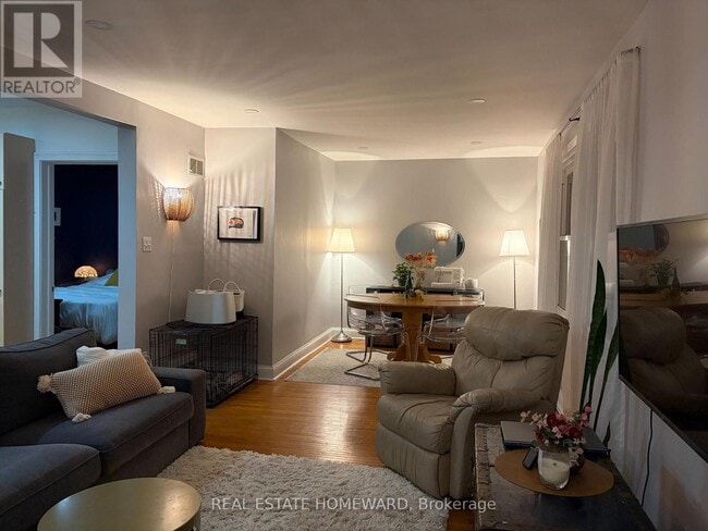 Photo - 158 Millwood Rd