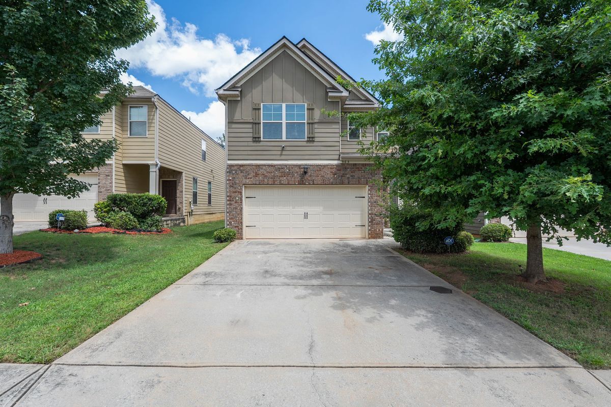 Photo - 565 Dasheill Ln
