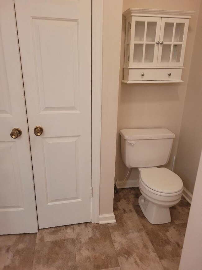 Photo - 250 Talsman Dr Unit Talsman