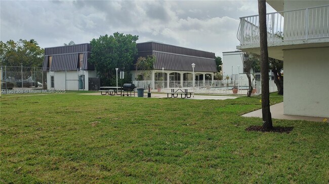 Photo - 500 NE 2nd St Unit 110