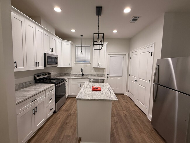 Photo - 209 Hoover Dr