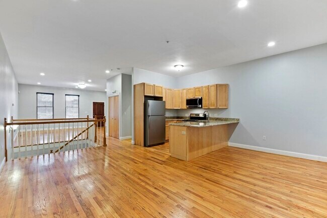 Photo - 877 Harrison Ave Unit 1