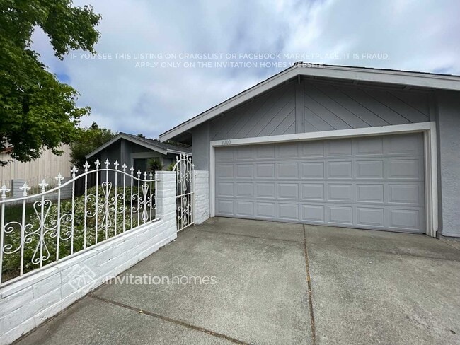 Photo - 1200 Skyline Dr