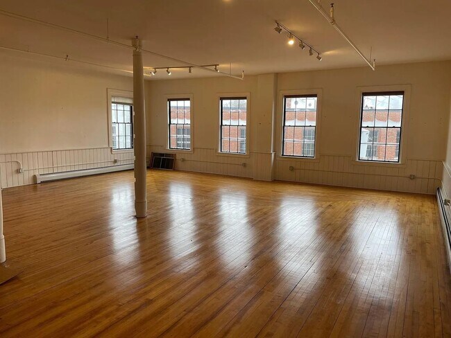 Photo - 265 Main St Unit 304