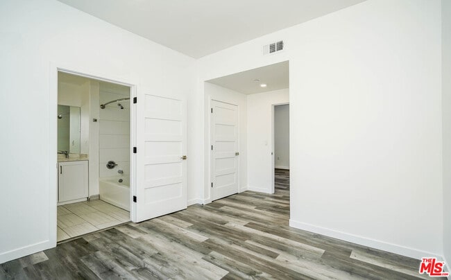 Photo - 2701 James M Wood Blvd Apartment Unit 303