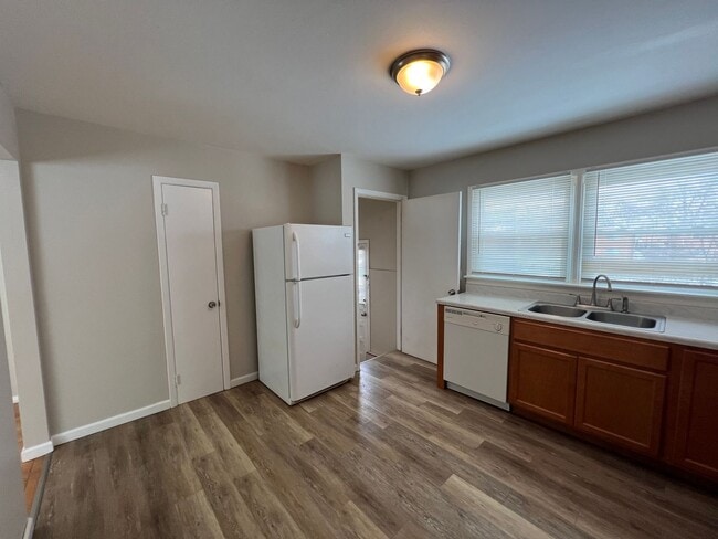 Photo - Adorable 2 Bedroom Home Available in Overland!