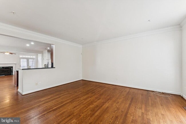 Photo - 12423 Falconbridge Dr