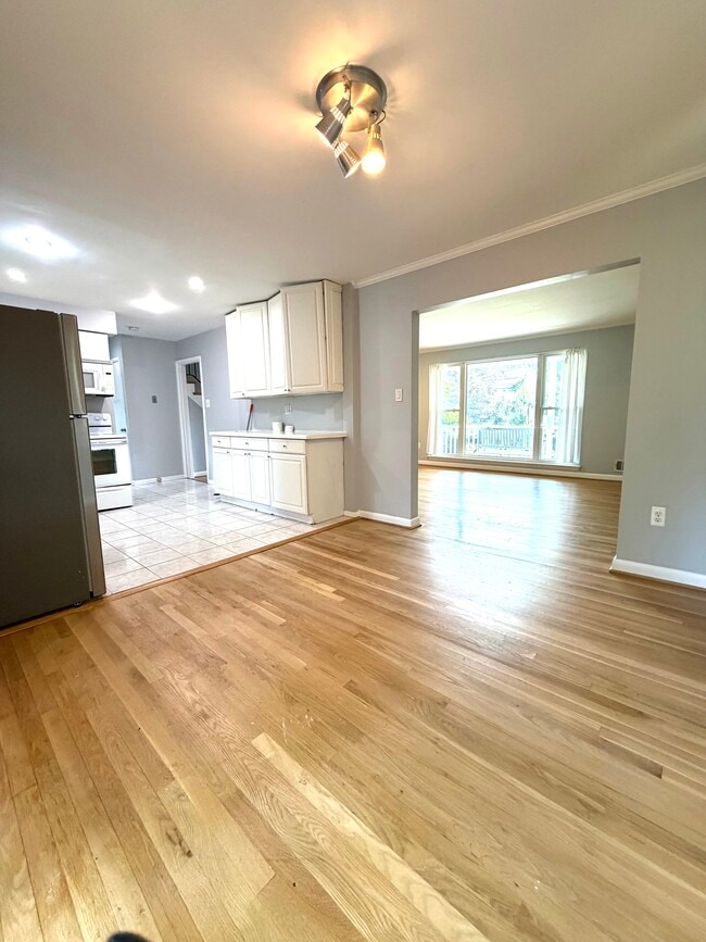 Photo - 5809 Greenlawn Dr