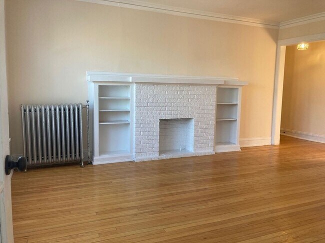 Photo - 2104 W Birchwood Ave