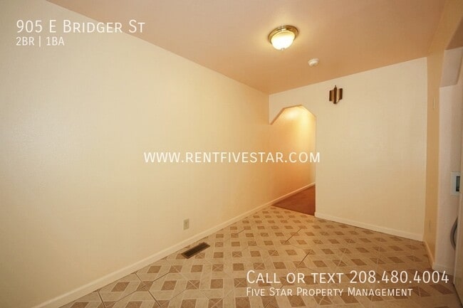 Photo - 905 E Bridger St