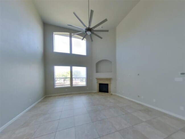 Photo - 1913 Colony Glen Ln