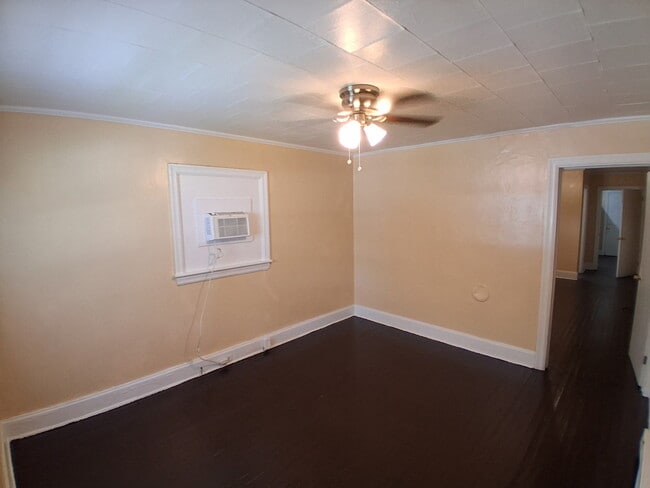 526A Center Street