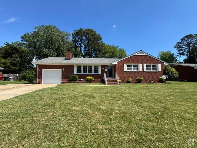 Building Photo - 117 Southerland Dr Rental