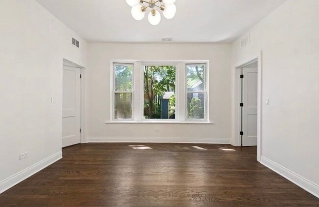 Photo - 1340 W Hollywood Ave Unit 2