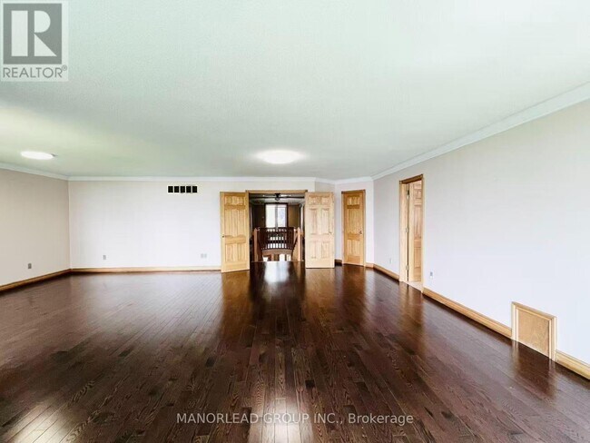 Photo - 42 Metropolitan Crescent