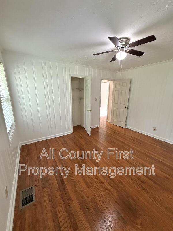 Photo - 2101 Holly Hill Dr