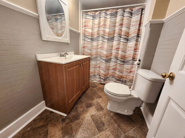 Photo - 1221 E Philadelphia St Unit 3