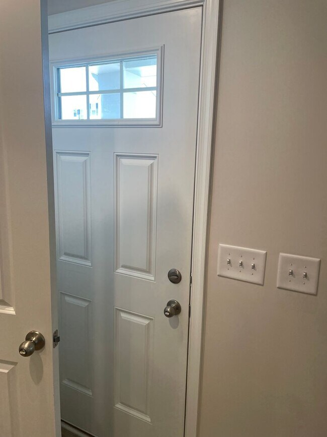 Photo - You’ve Got to See This Rental!