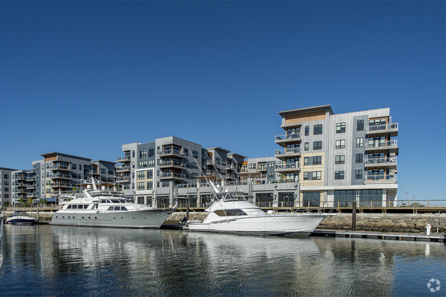 Building Photo - Meriel Marina Bay Rental