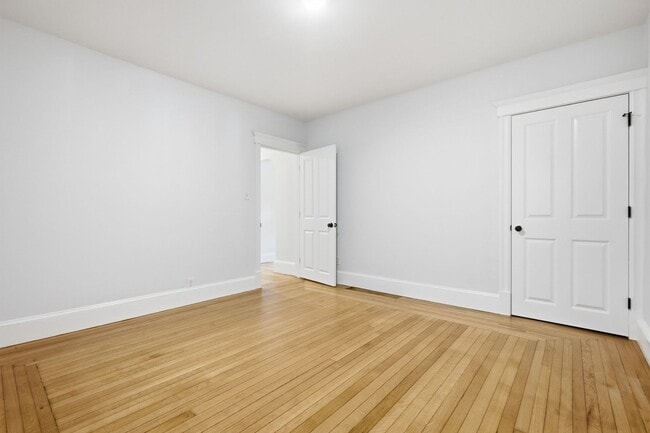 81 Huntington Rd