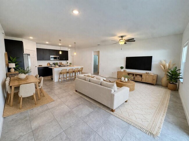 Photo - 769 Marion Oaks Pass