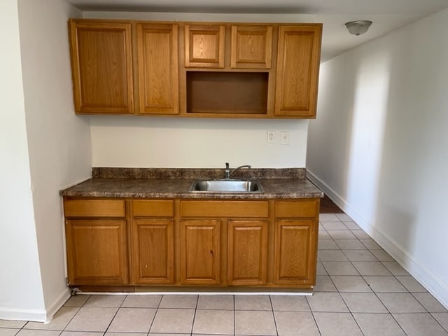 Photo - 3532 Kensington Ave Unit 2R