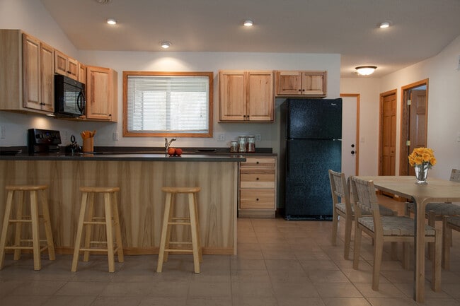 Photo - 924 67th Ave