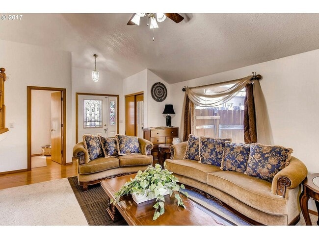 Photo - 9805 NE 41st Ave