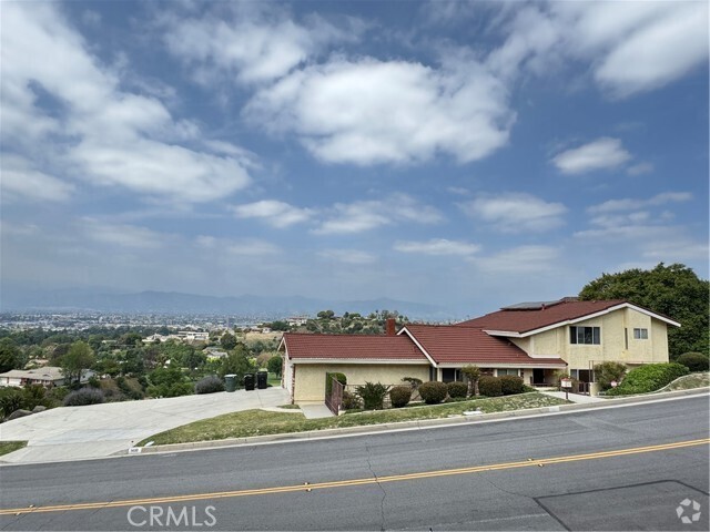 Building Photo - 1400 S Montezuma Way Rental