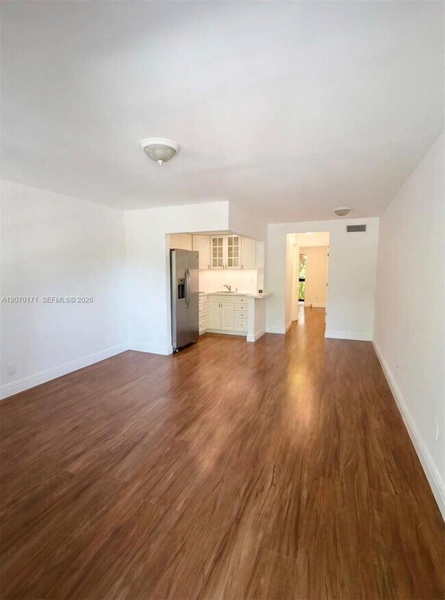 Photo - 1231 SE 1st St Unit 9