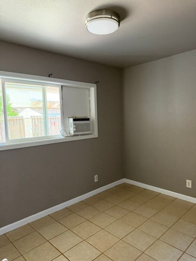Photo - 190 Eleu Pl Unit 190 Eleu Place (Cottage)-a 2bd/1ba cottage