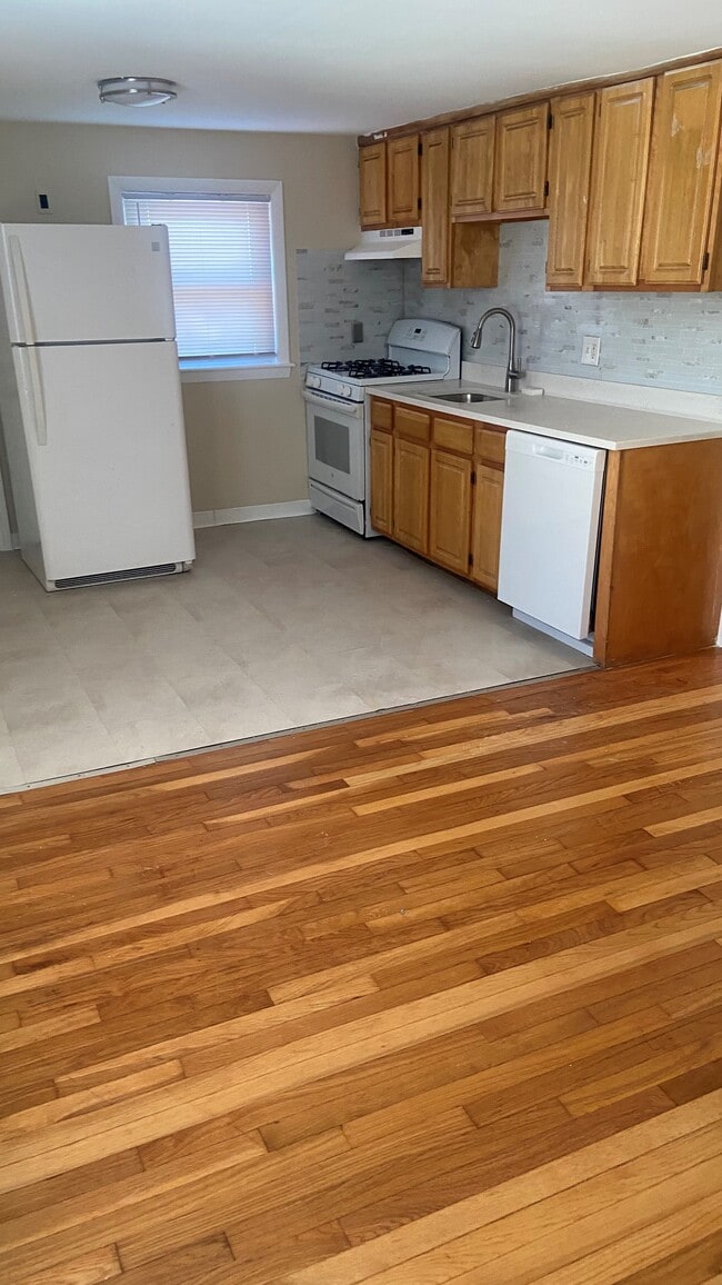 Building Photo - 434 Huntington Ave Unit 434 Huntington Ave #2